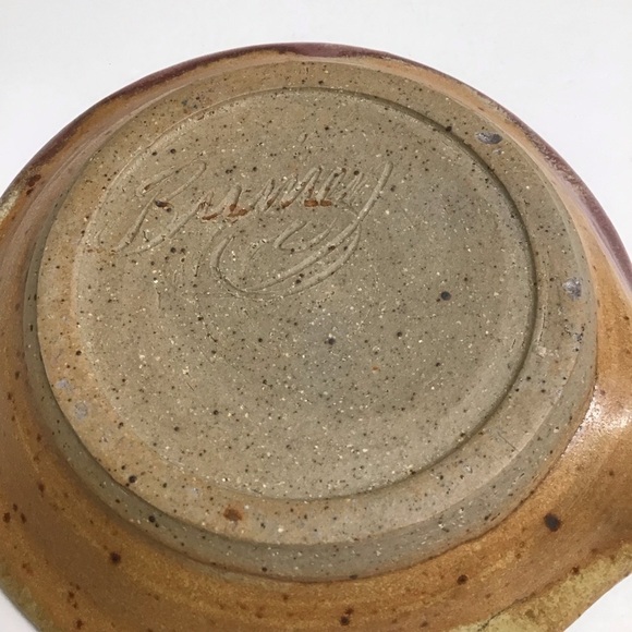 Studio Art Pottery Saucer Bowl Spout Burgundy Tan Speckle SIGNED Wheat Stoneware - Picture 10 of 16